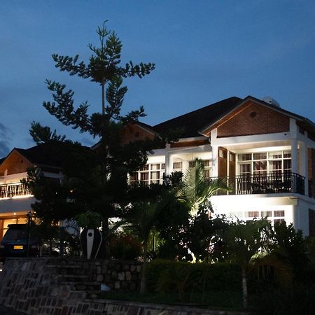 Quiet Haven Hotel Кигали Экстерьер фото