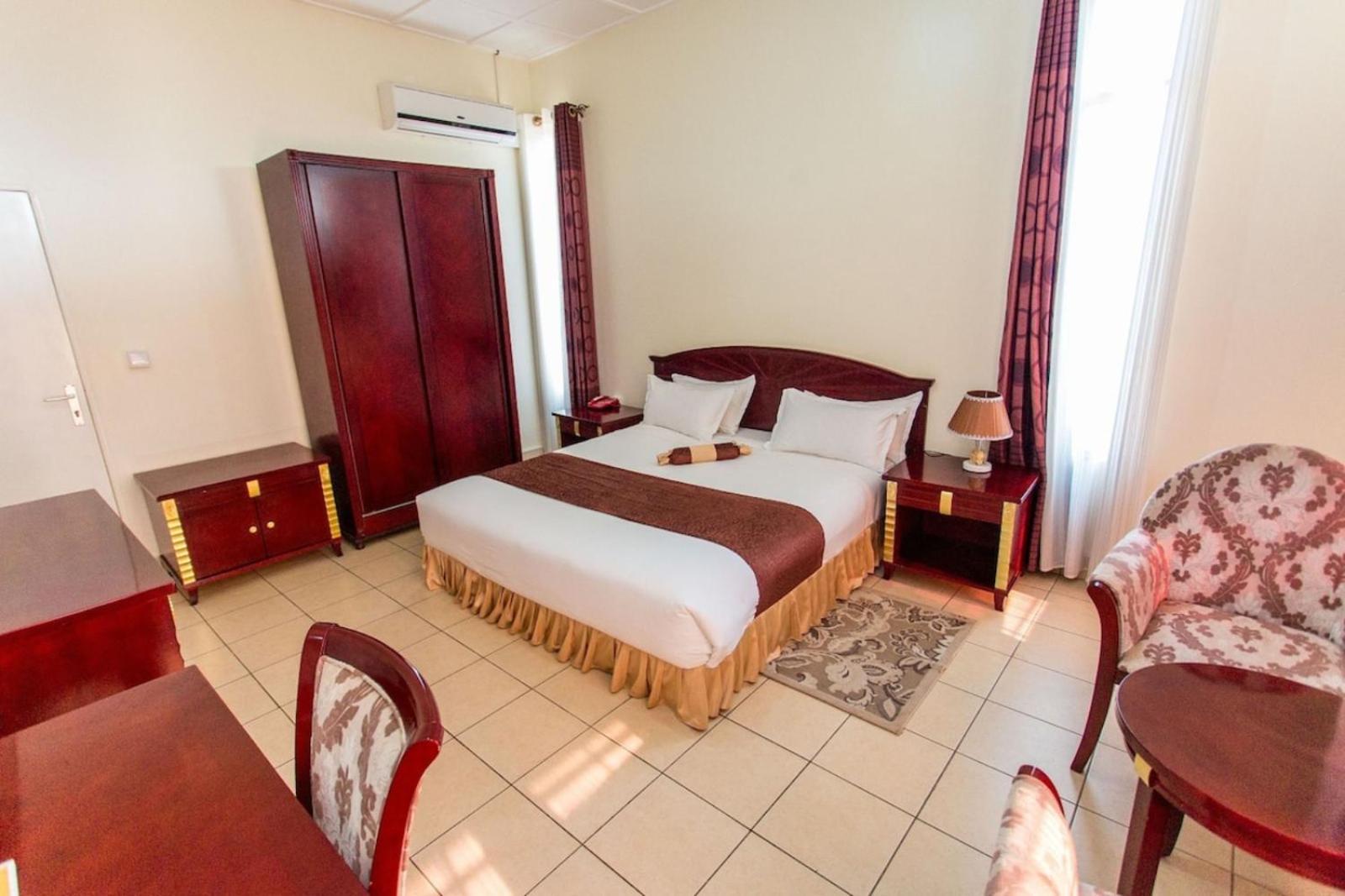 Quiet Haven Hotel Кигали Экстерьер фото