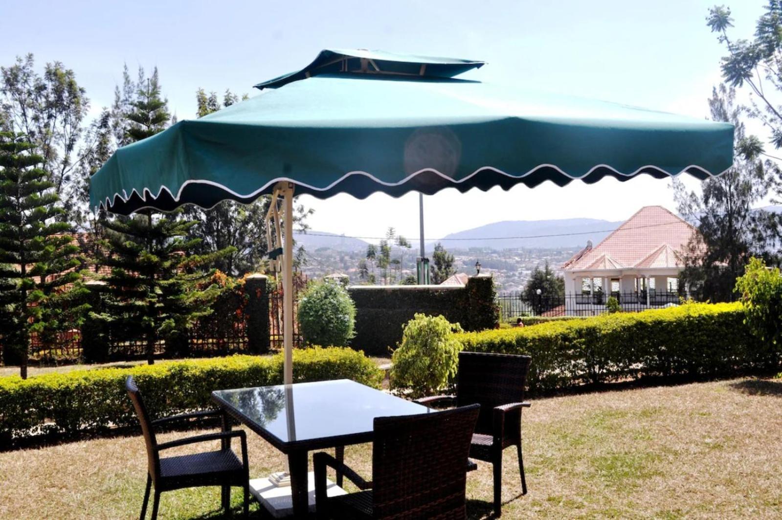 Quiet Haven Hotel Кигали Экстерьер фото