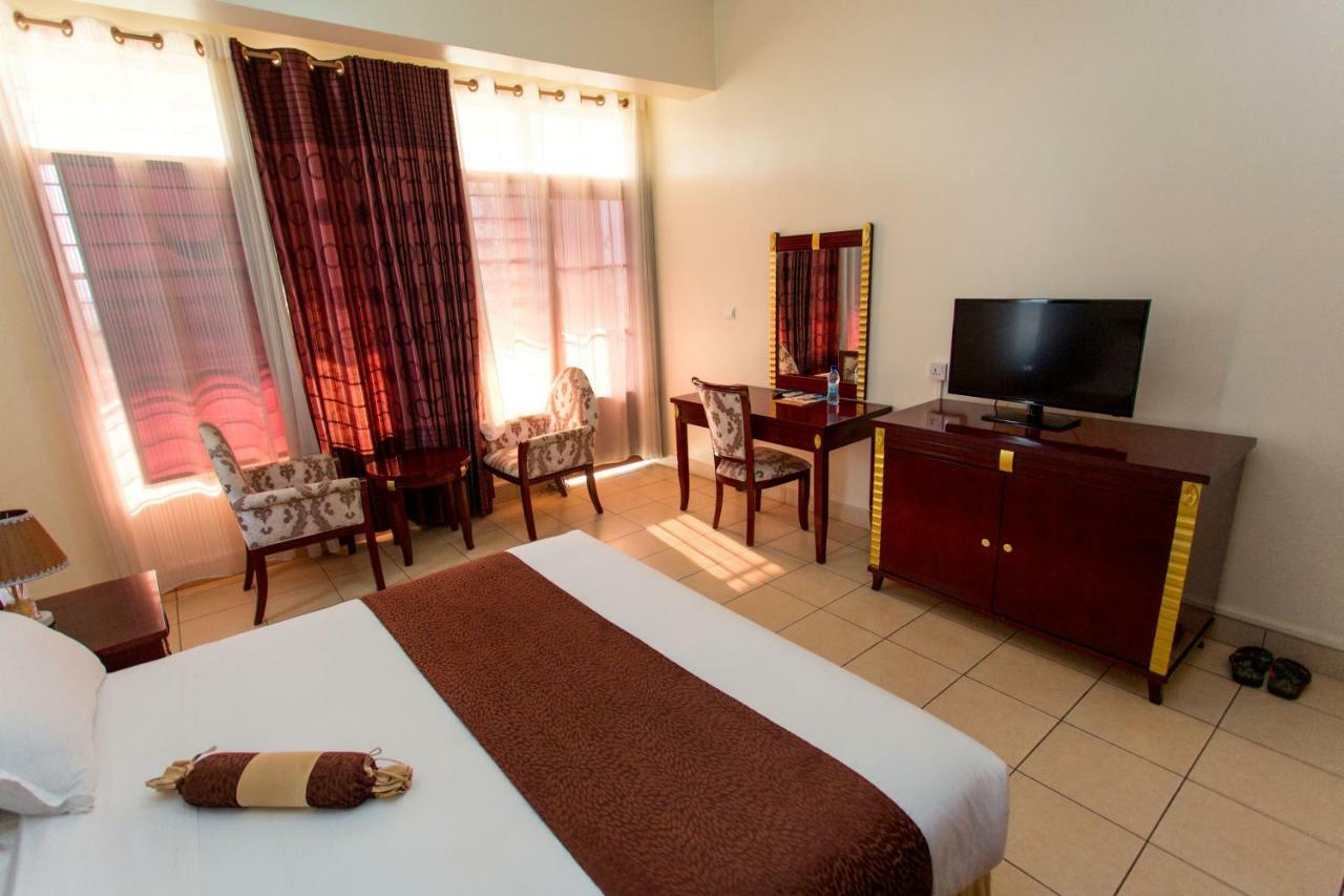 Quiet Haven Hotel Кигали Экстерьер фото